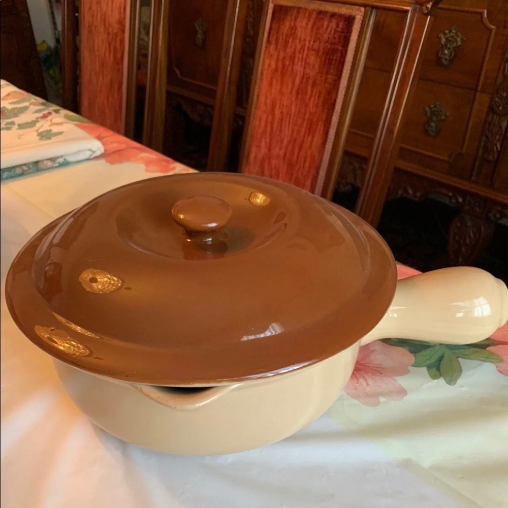 Vtg Shenango pottery bean or soup pot